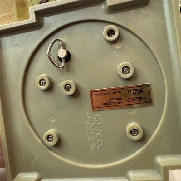 Enesco Musical Santa Figurine 1985 "My Favorite Things" Christmas Decor - Picture 4 of 7